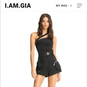 I.AM.GIA- EDAM short
